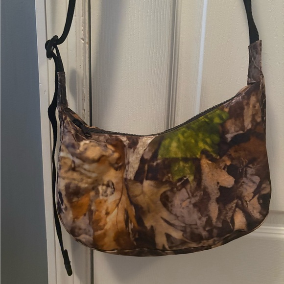 Camouflage Baggu Small Crescent Bag - Picture 2 of 4